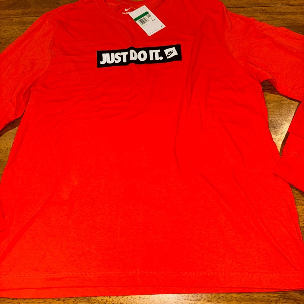 Nike T-Shirt Mens XL Orange Just Do It Long Sleeve Cotton FN8571 891 New W Tags